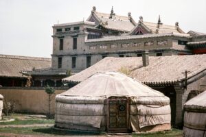 5-Day Xilamuren Grassland and Kubuqi Desert Tour